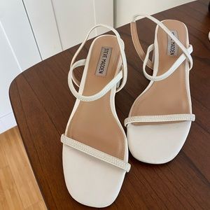 Beautiful Steve Madden shoes, Size 7!